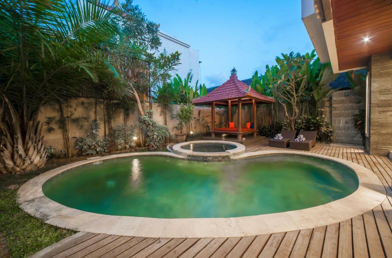 Villa Suzuki 2 Seminyak Exterior foto